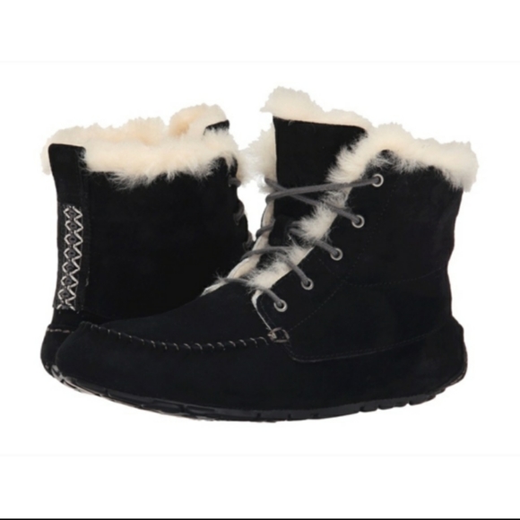 ugg chickaree bootie